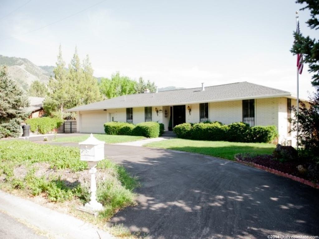 880 E River Heights Blvd, River Heights, UT 84321