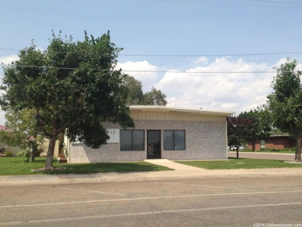 383 E Lagoon N, Roosevelt, UT 84066