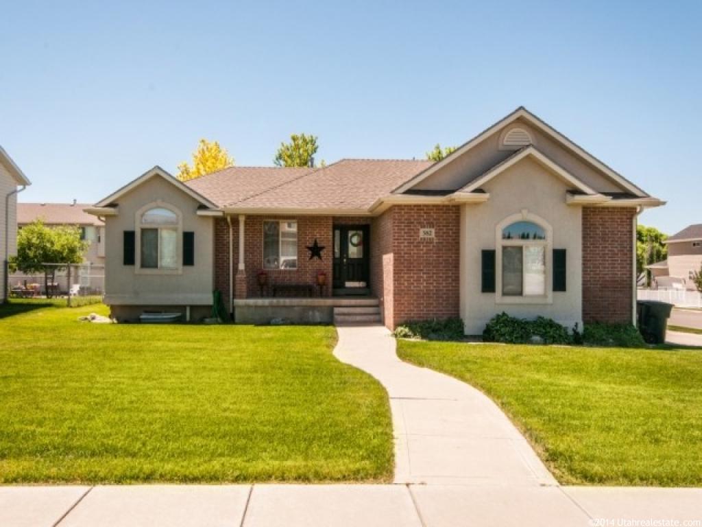 582 E 2050 S, Clearfield, UT 84015