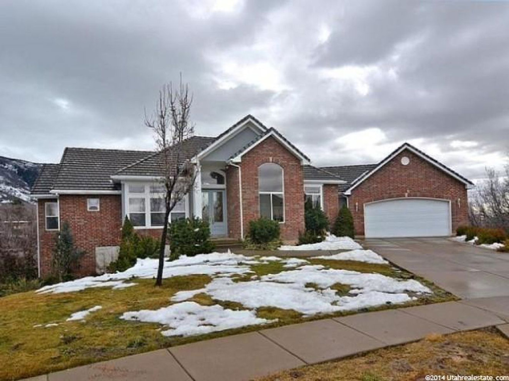 220 N 2400 E, Layton, UT 84040