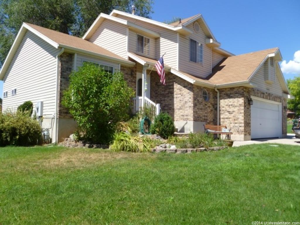 1095 N 250 E, Layton, UT 84041