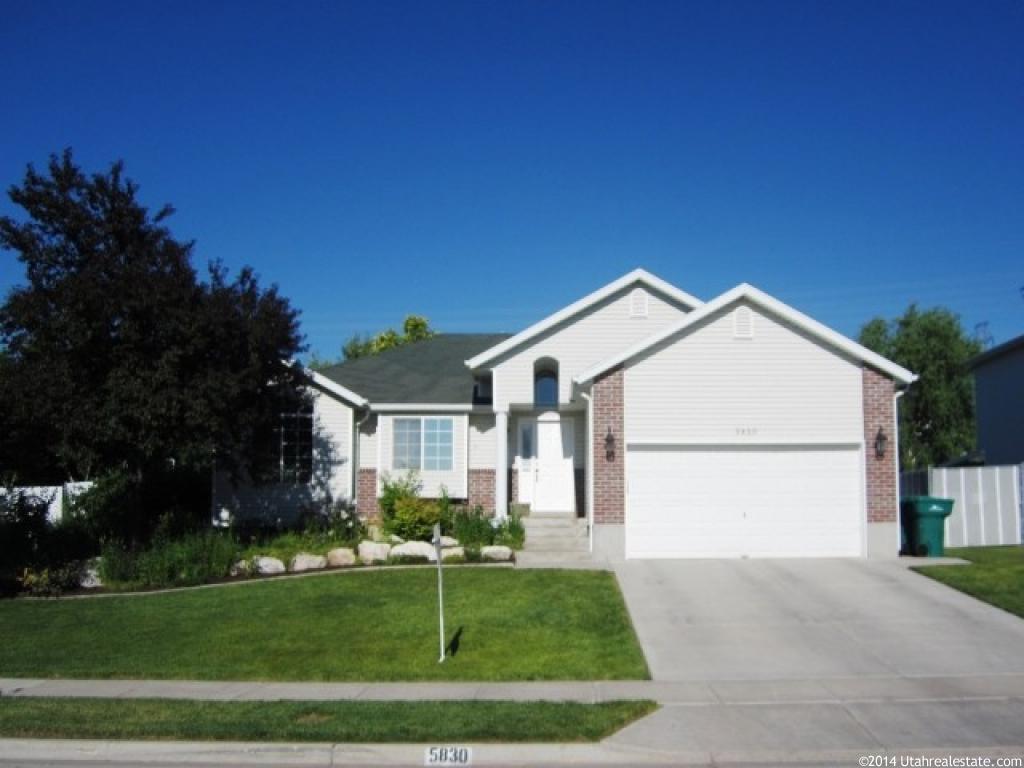 5830 S 3325 W, Roy, UT 84067
