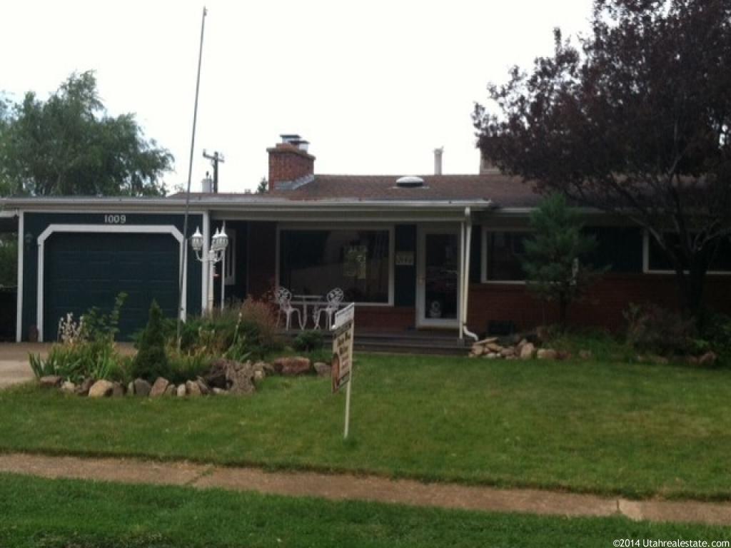 1009 Stowe Dr, Ogden, UT 84404