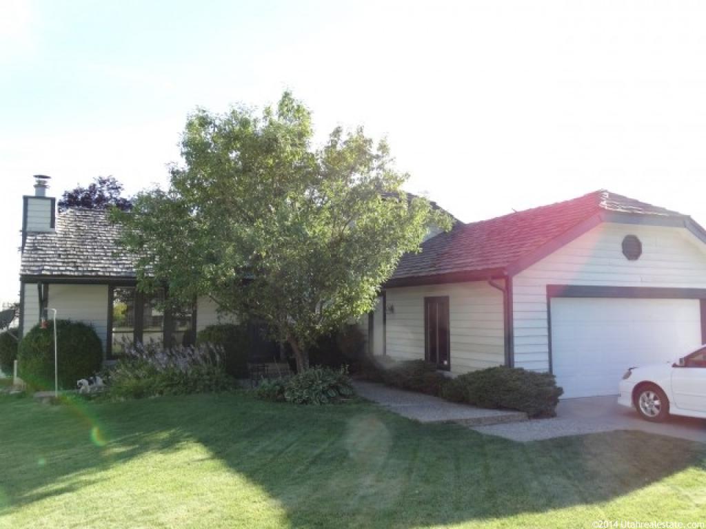 225 E 2625 N, North Ogden, UT 84414