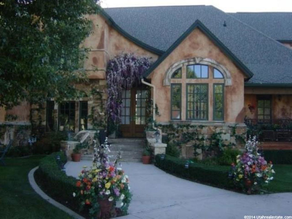 5750 N Franson Ln, Oakley, UT 84055
