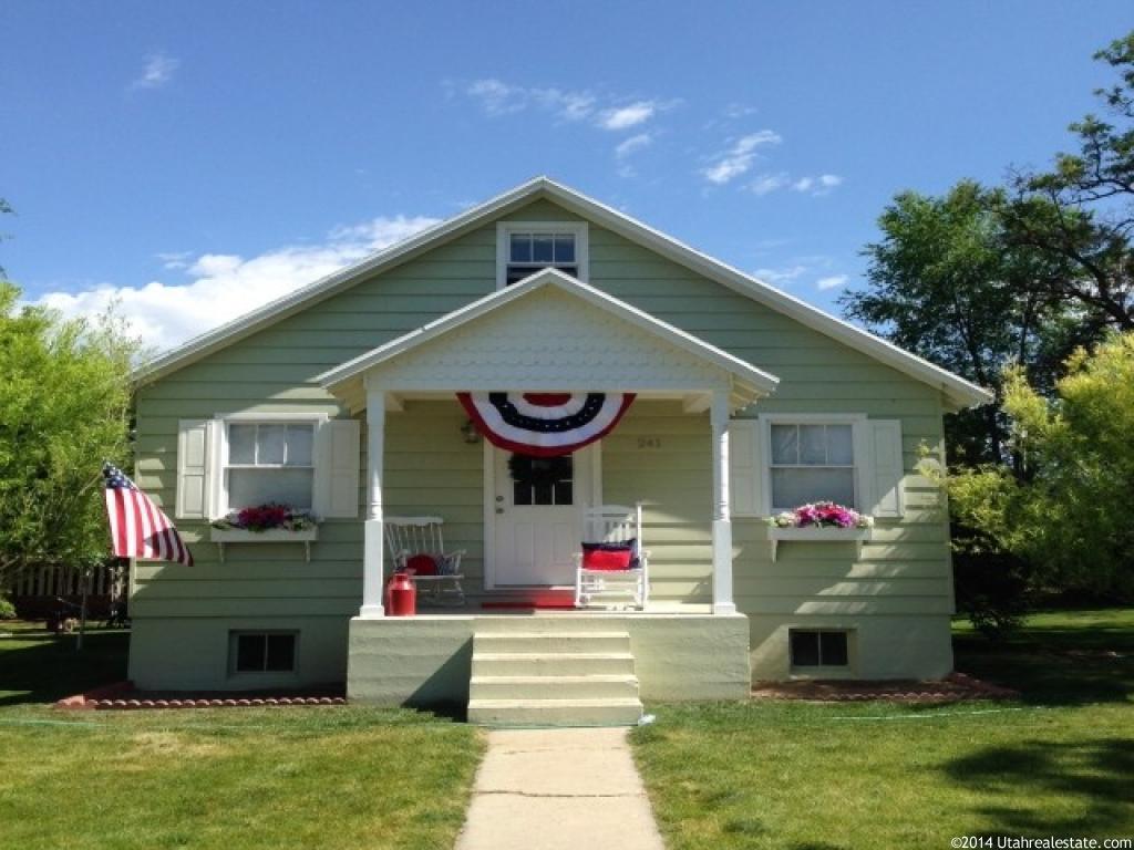 241 E 100 N, Mt Pleasant, UT 84647