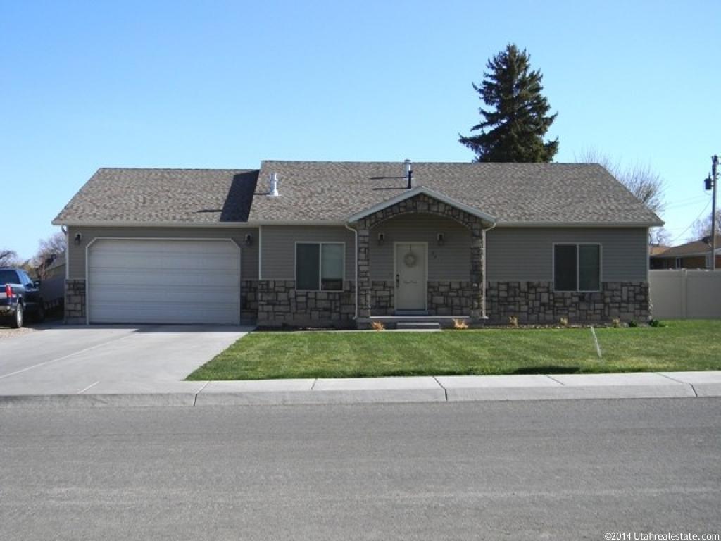 34 E 1100 S, Vernal, UT 84078