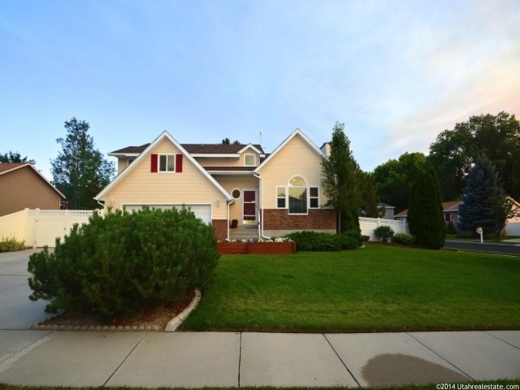 868 E Dupler Rd S, Sandy, UT 84094