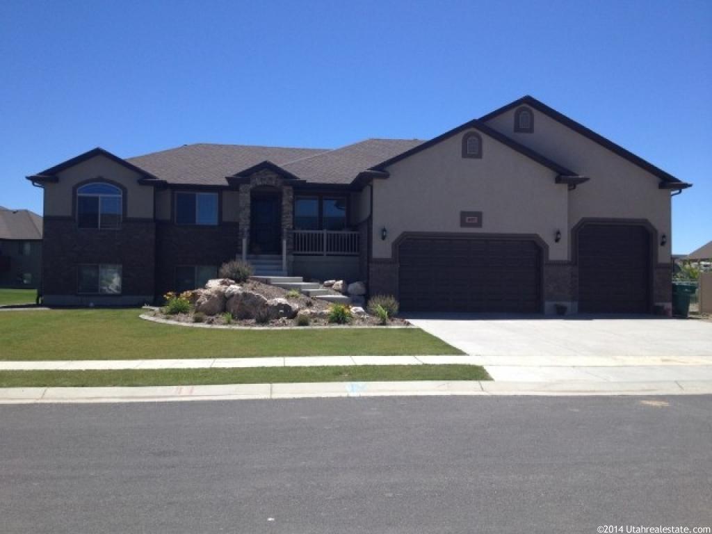 4957 W 5300 S, Hooper, UT 84315