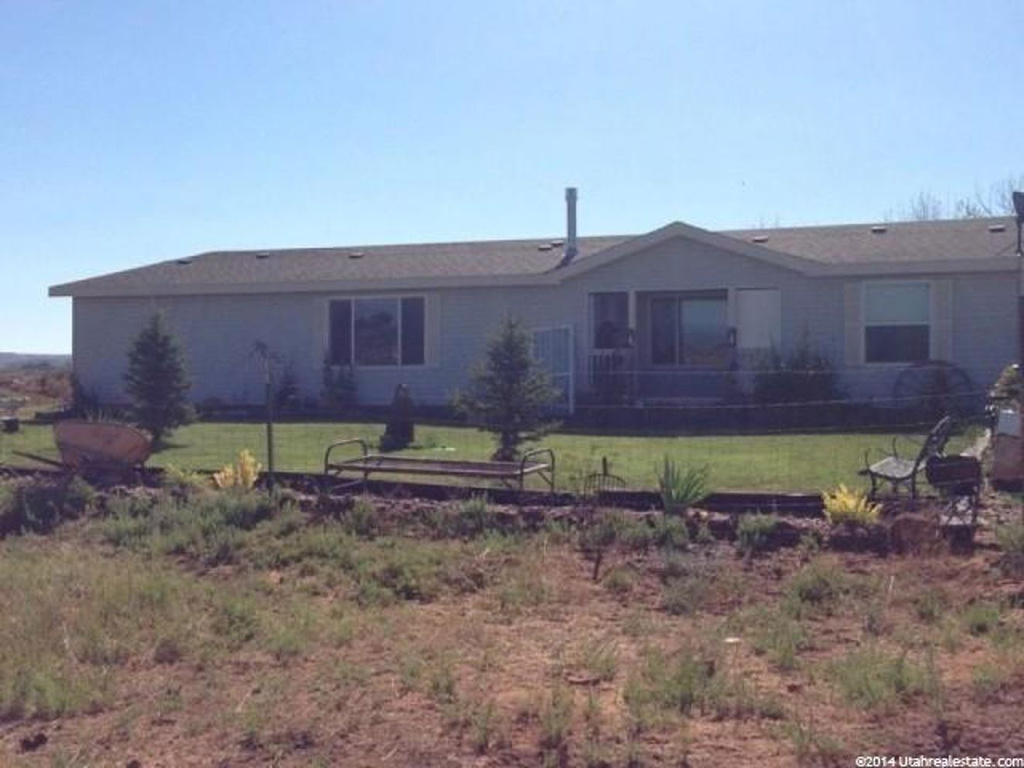9647 E 2500 N, Gusher, UT 84026