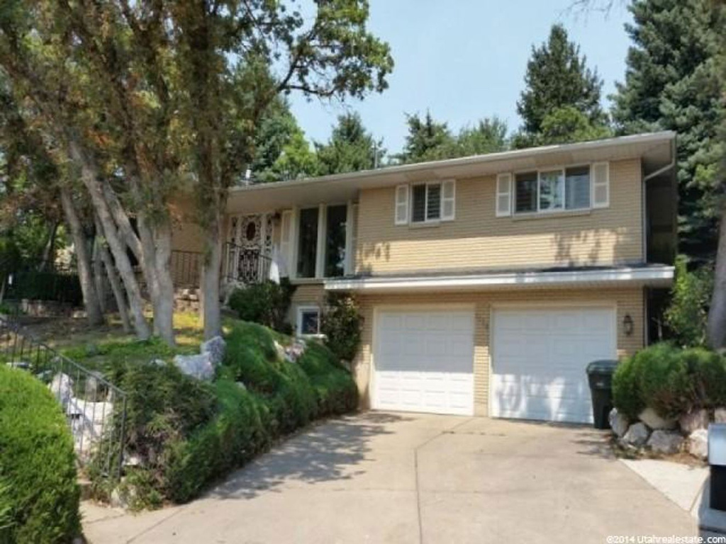 1628 Oakcrest Dr, Ogden, UT 84403