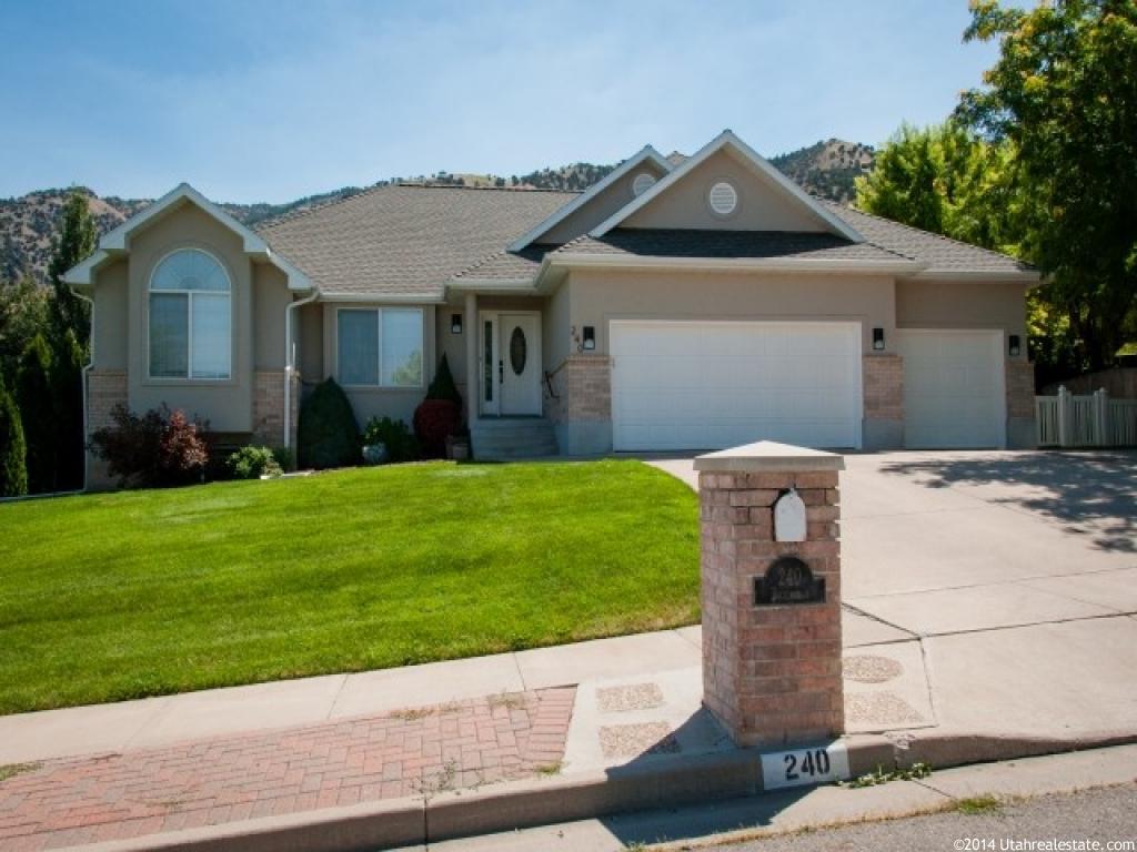 240 Buckingham Dr, Providence, UT 84332