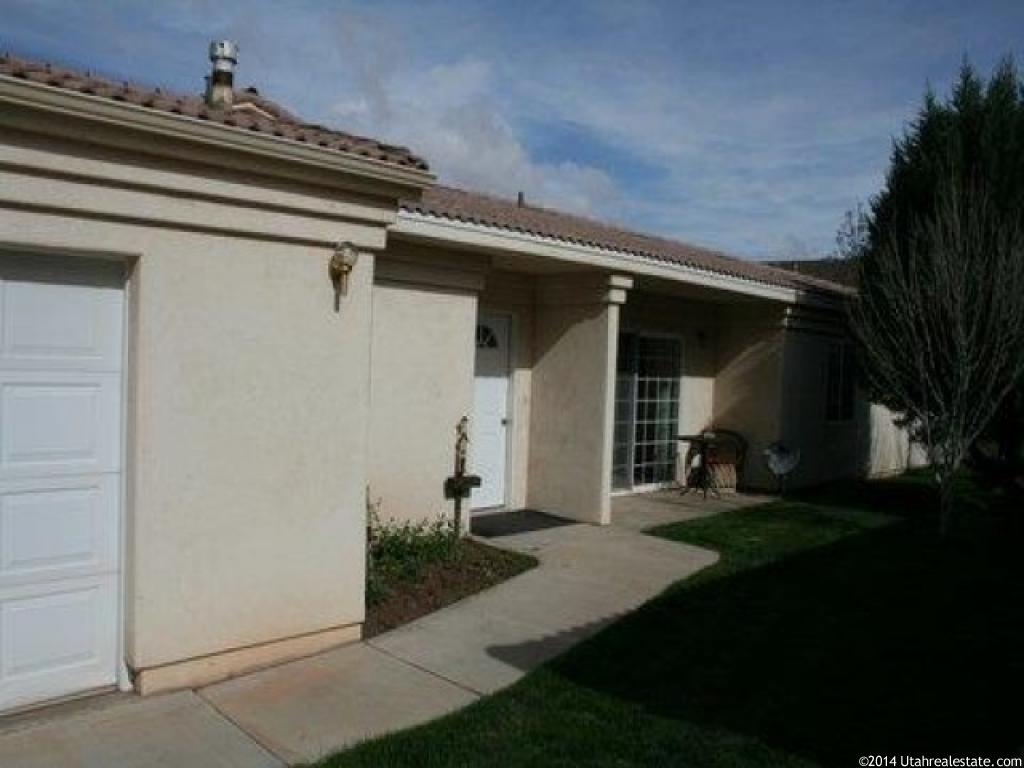 586 W Hale, Moab, UT 84532