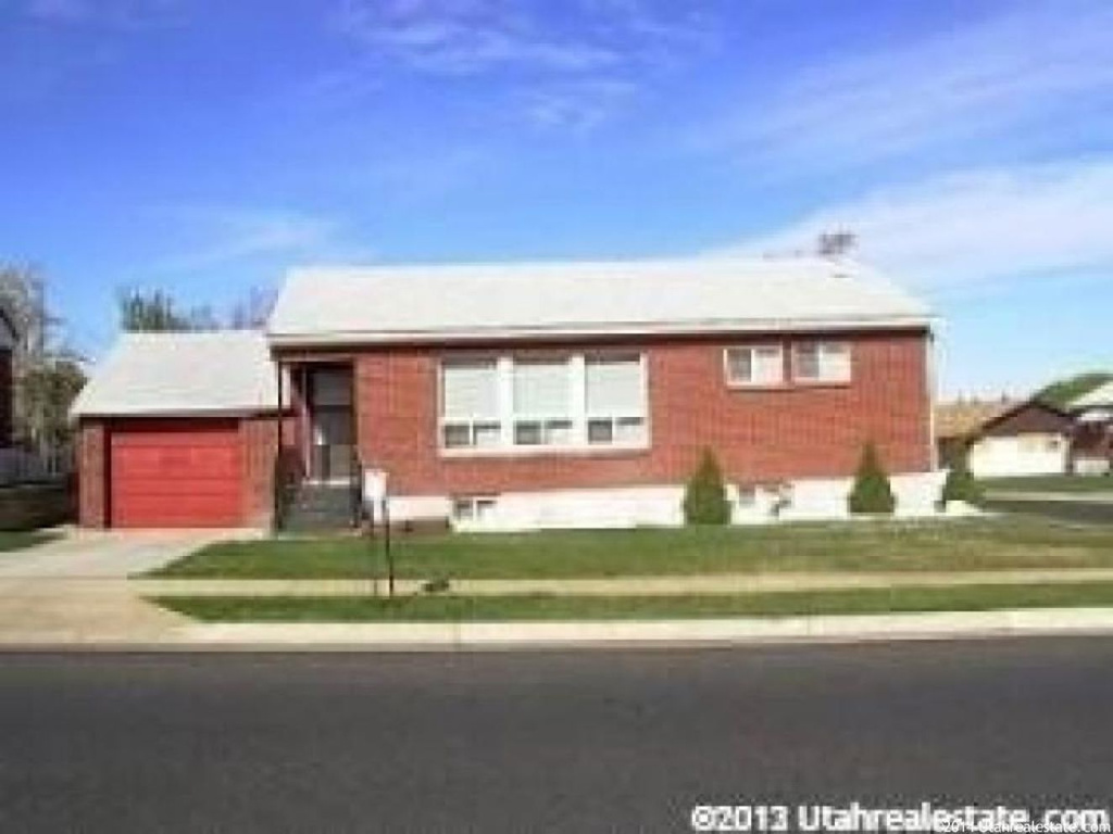 4457 S 300 E, Washington Terrace, UT 84405