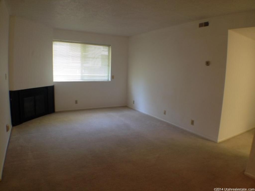 2613 W 5625 S, Roy, UT 84067