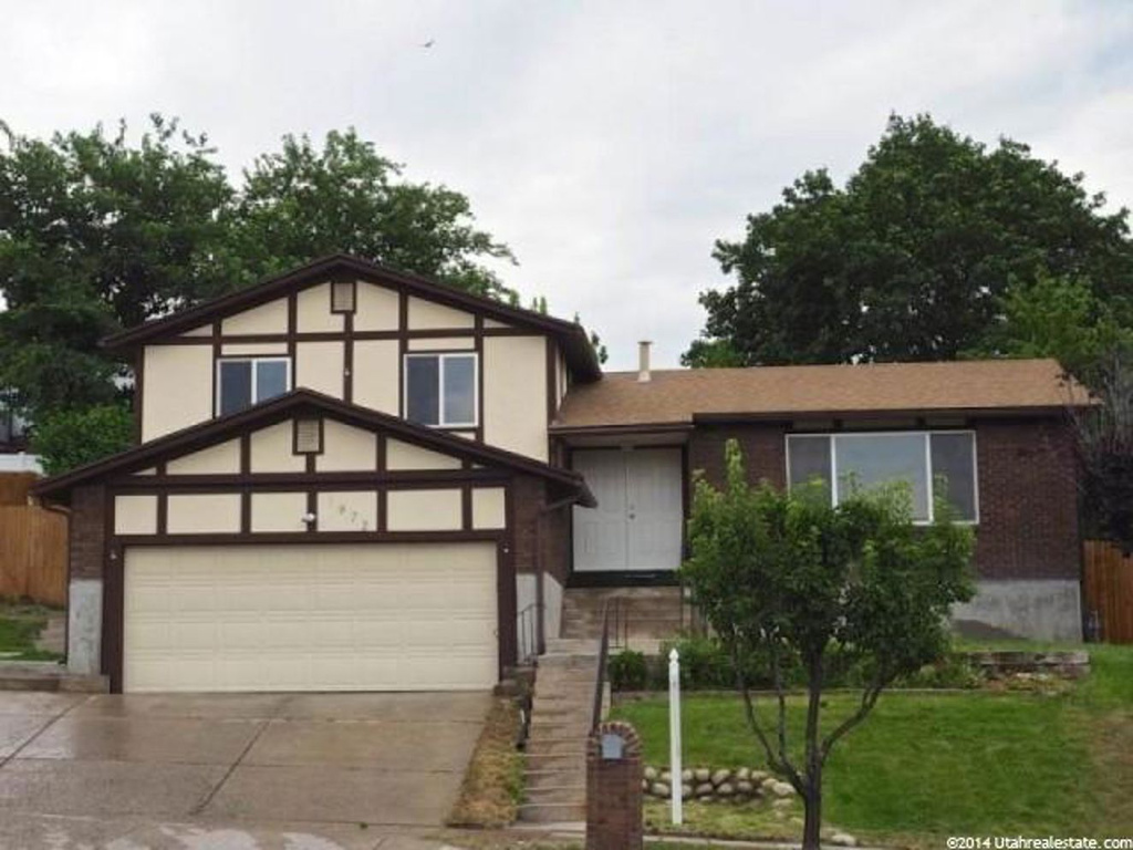 1972 E 9800 S, Sandy, UT 84092