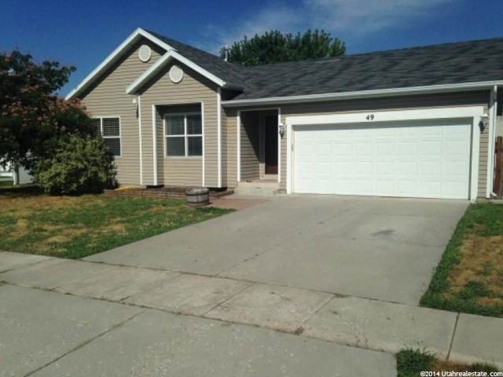 49 E 850 S, Layton, UT 84041