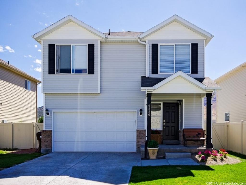 4550 E Maple Dr N, Eagle Mountain, UT 84005