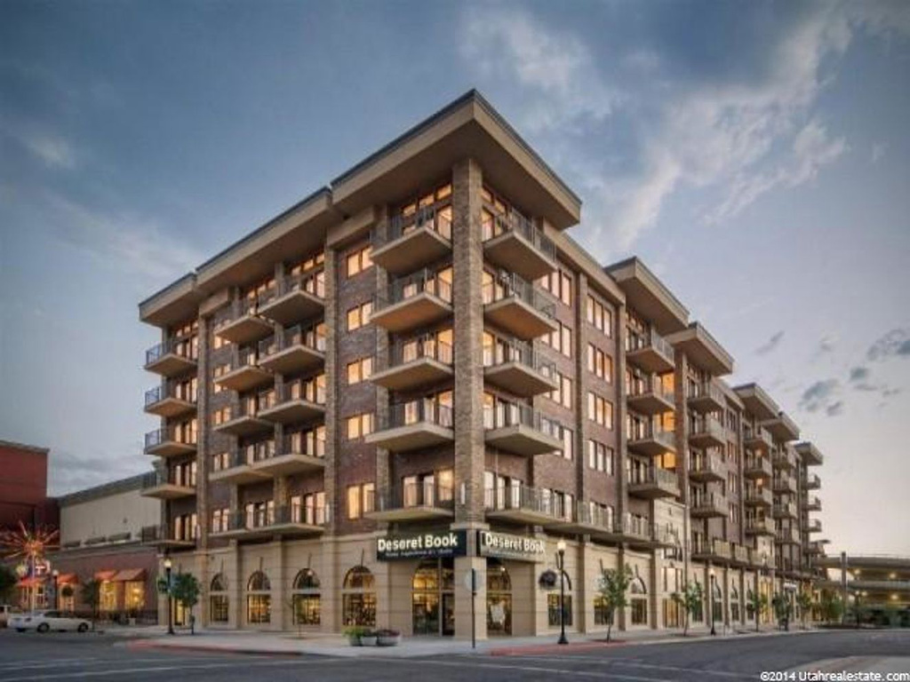339 E 2250 S #404, Ogden, UT 84401