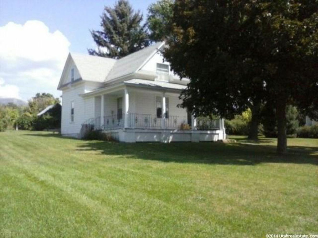 8820 S 200 W, Paradise, UT 84328