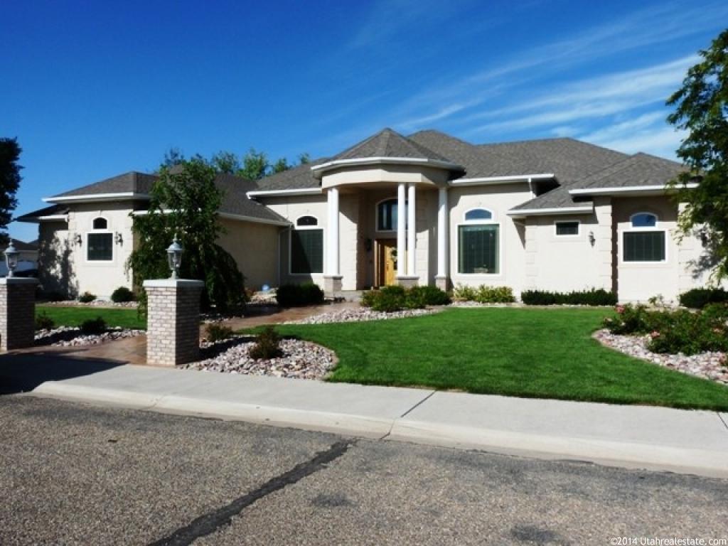632 S Mackenzie St, Vernal, UT 84078