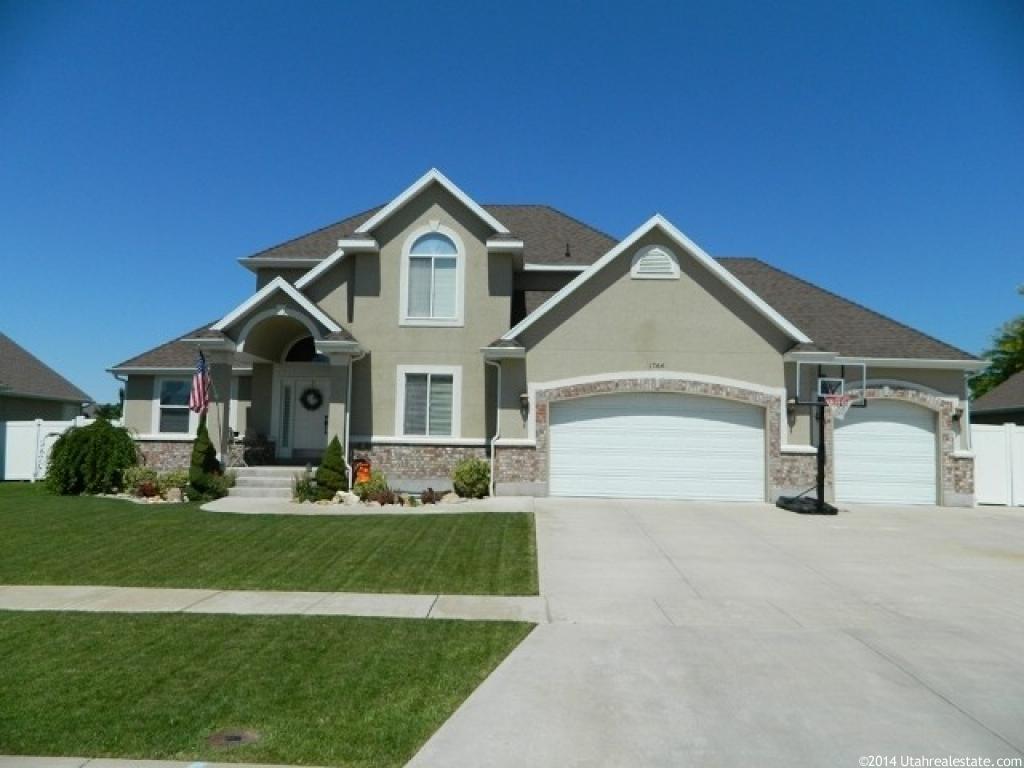 1766 W 2575 S, Syracuse, UT 84075