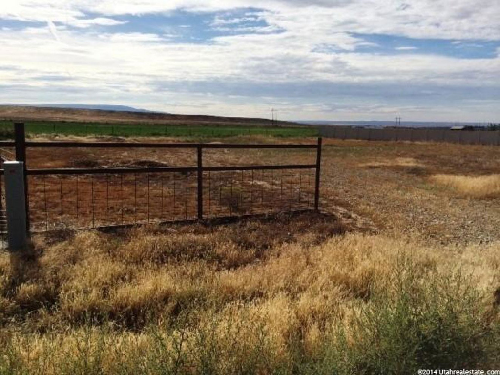 57 S 2850 E, Vernal, UT 84078