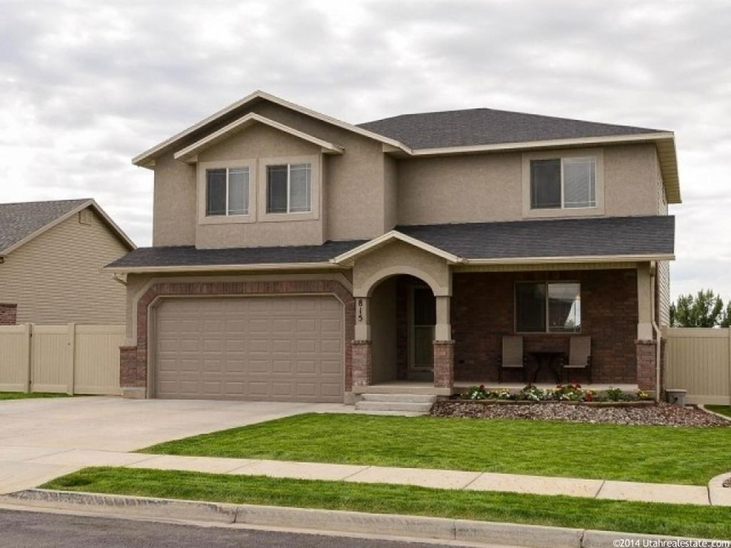 815 W 25 N, Clearfield, UT 84015