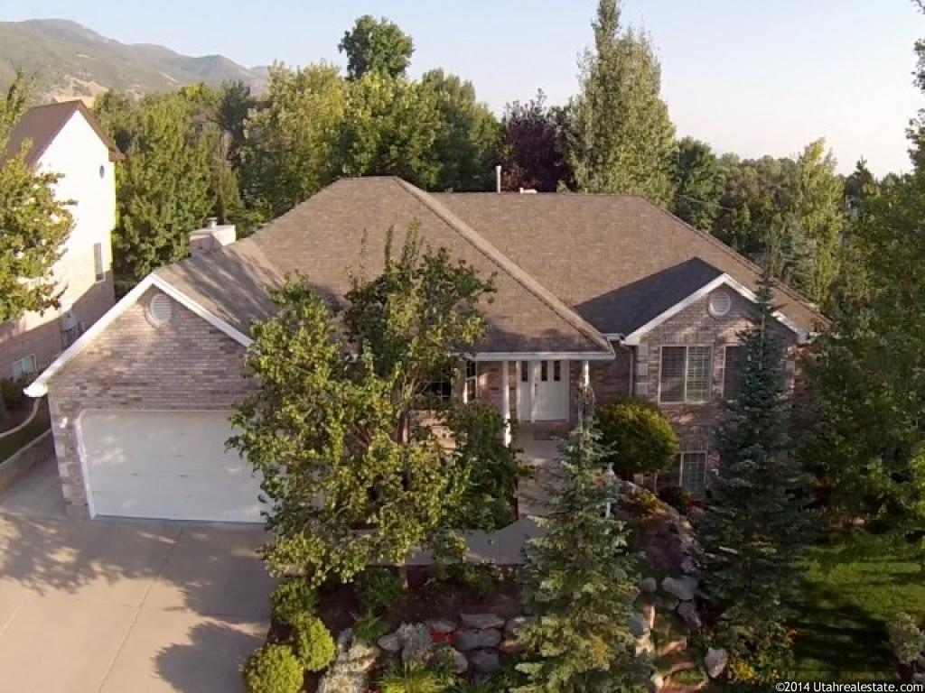 810 E Windsor Ln, Kaysville, UT 84037