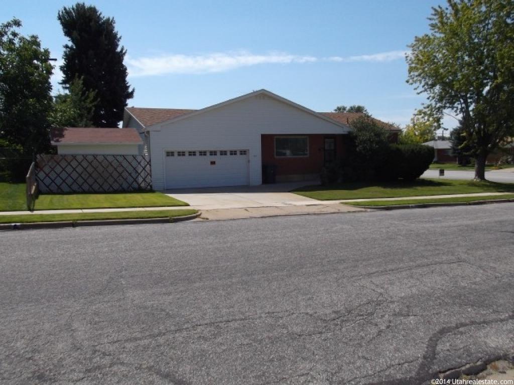 911 E Harrop S, Ogden, UT 84404