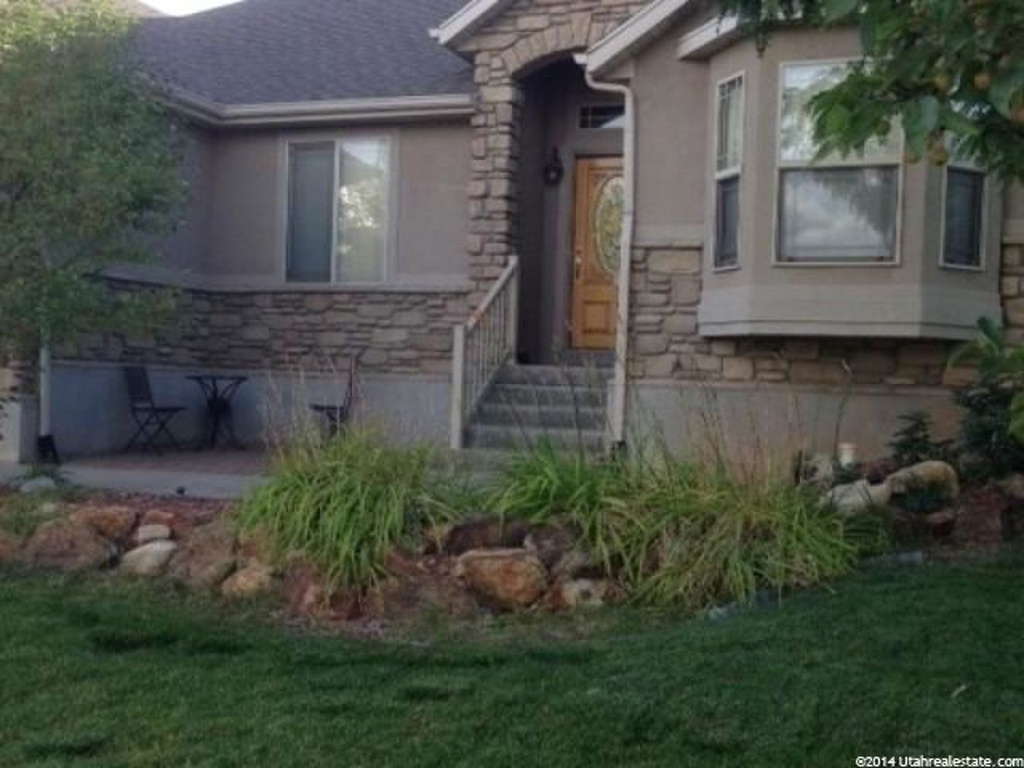 2122 S Chelemes E, Clearfield, UT 84015