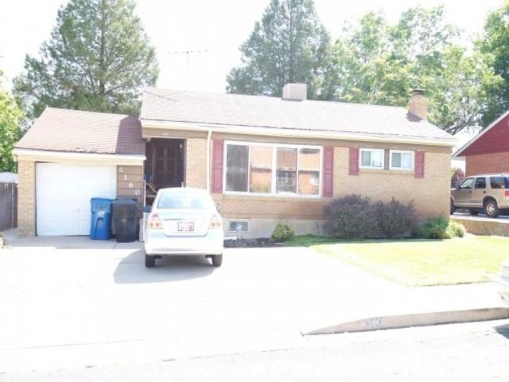 4360 S 375 E, Washington Terrace, UT 84405