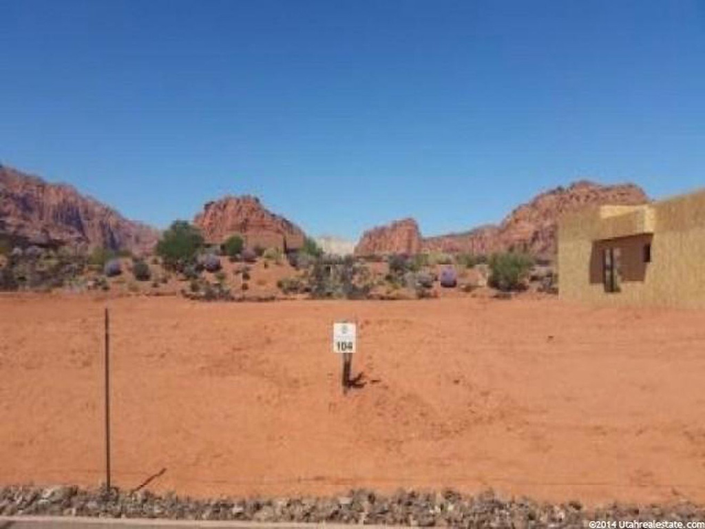 1500 Split Rock Dr #104, Ivins, UT 84738