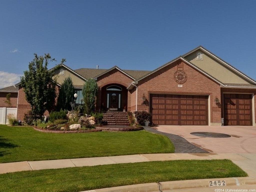 2452 W 875 S, Syracuse, UT 84075