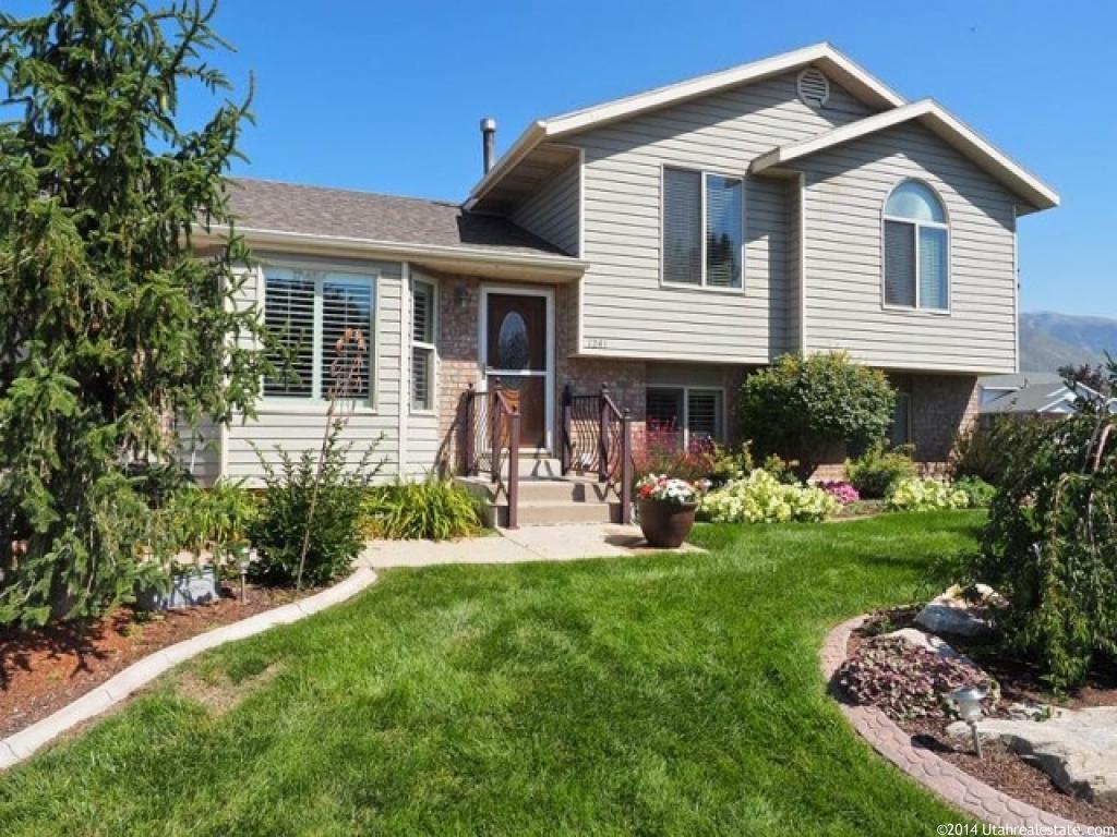 1241 S 700 E, Kaysville, UT 84037