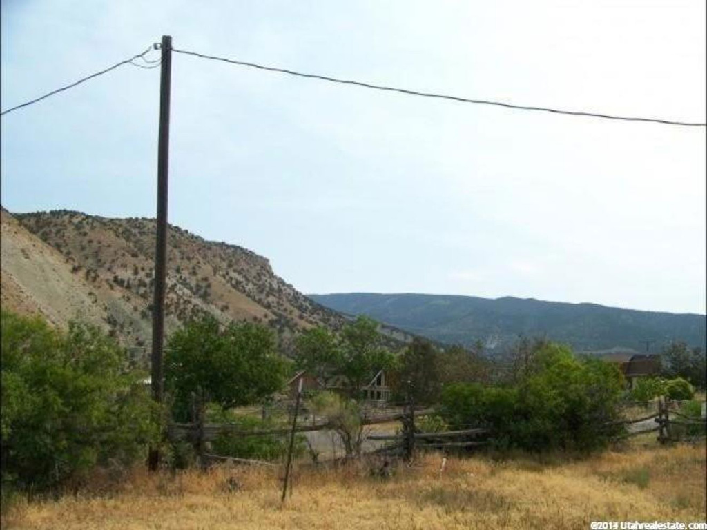 735 E Canyon Rd, Mayfield, UT 84643