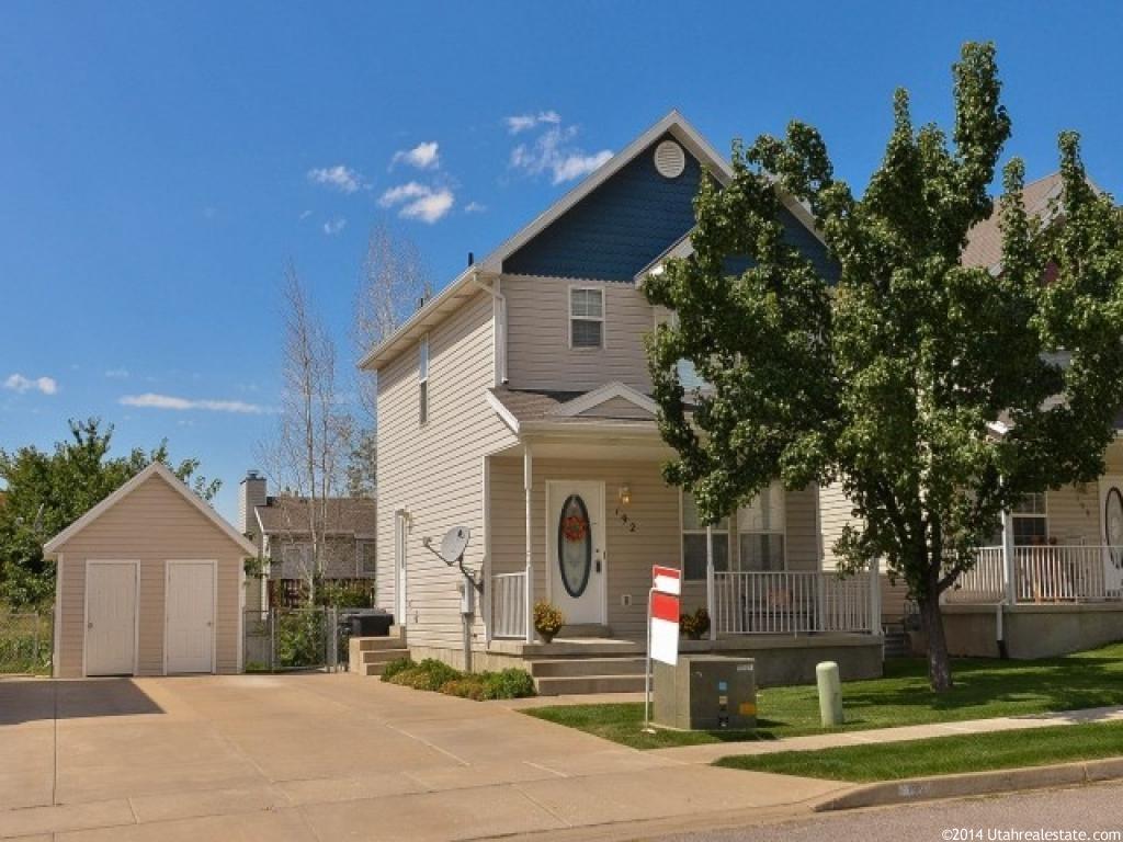 192 N 360 W, Clearfield, UT 84015