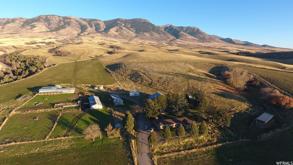 280 E Pidcock Rd, Inkom, ID 83245