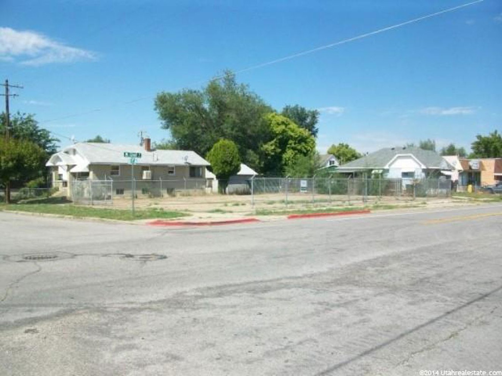 284 E 34th S, Ogden, UT 84401