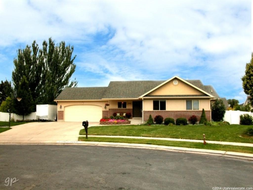 775 Greenfield Cir, River Heights, UT 84321