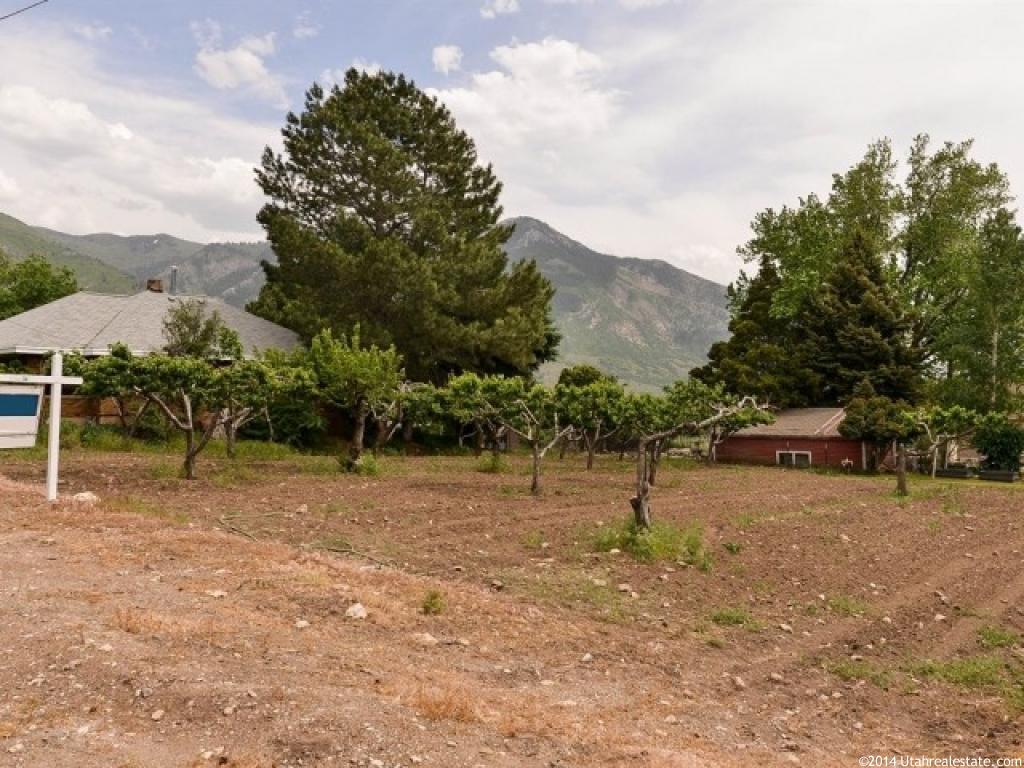 765 E 3000 N #2, North Ogden, UT 84414