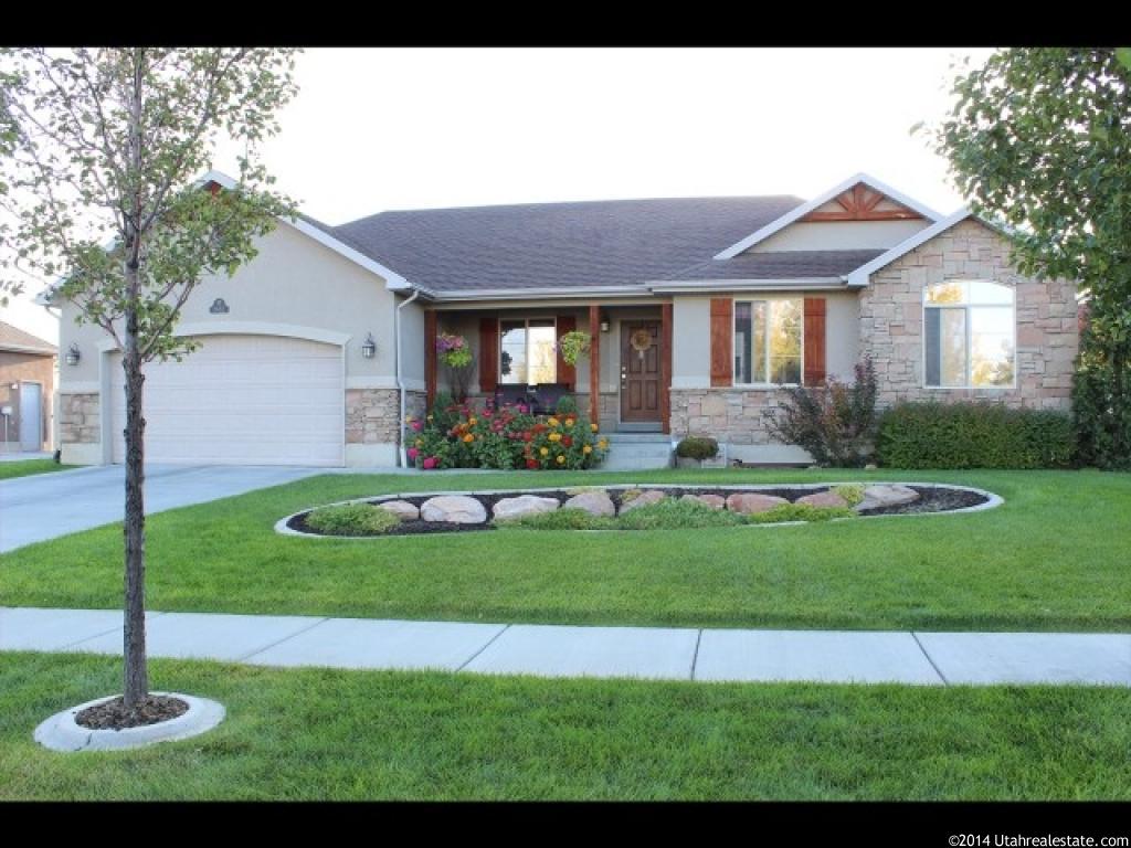 1982 N 2750 W, Clinton, UT 84015
