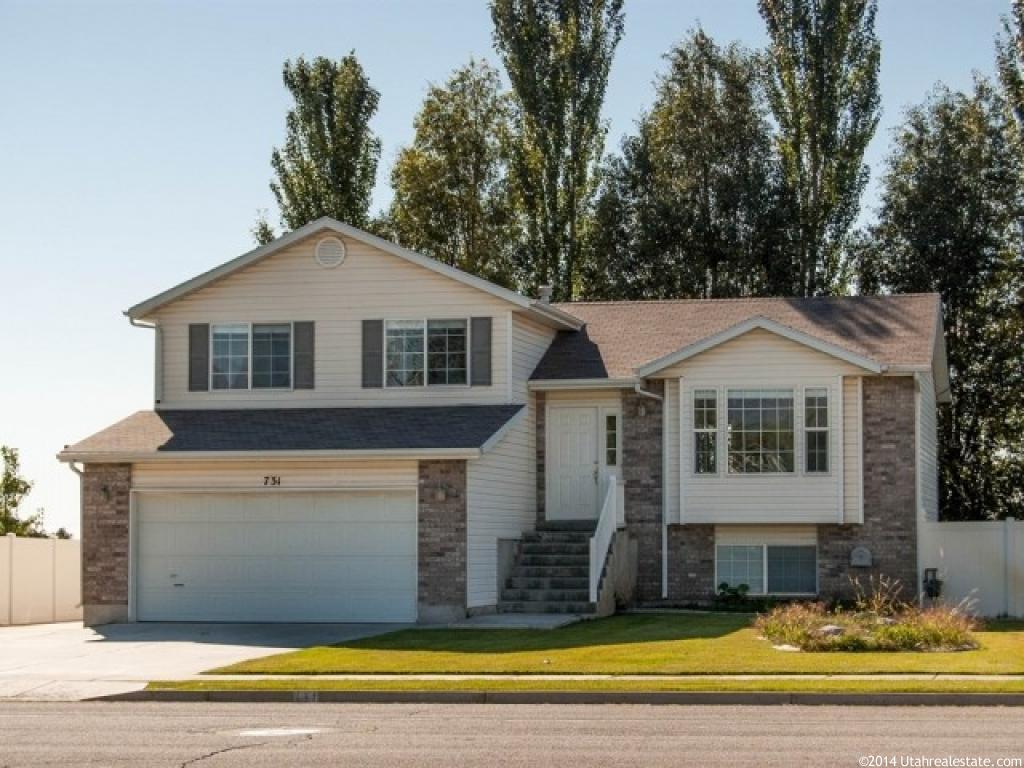 731 N 1725 W, Clinton, UT 84015