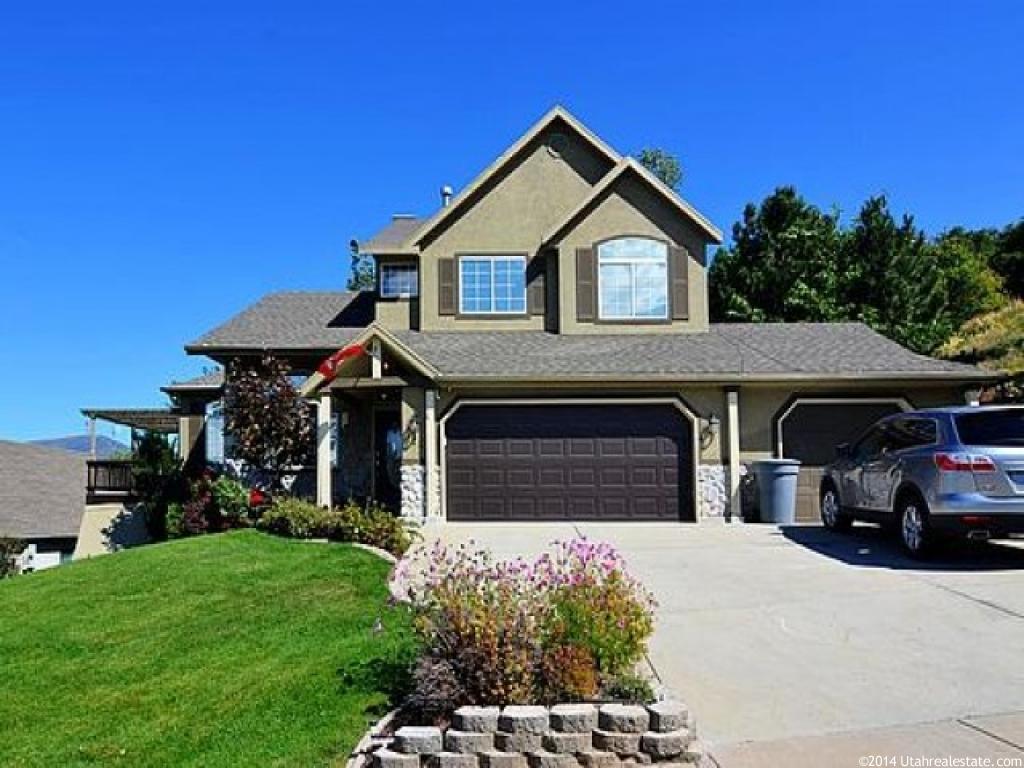 124 N Eaglewood Dr E, North Salt Lake, UT 84054