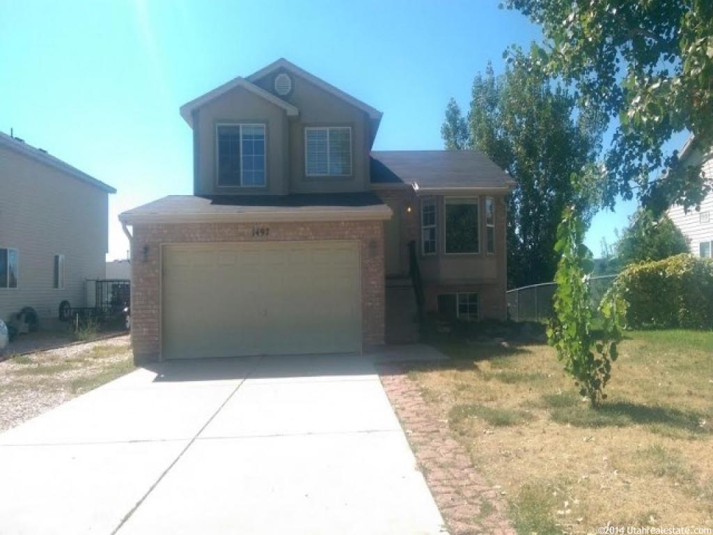 1497 N 2225 W, Clinton, UT 84015