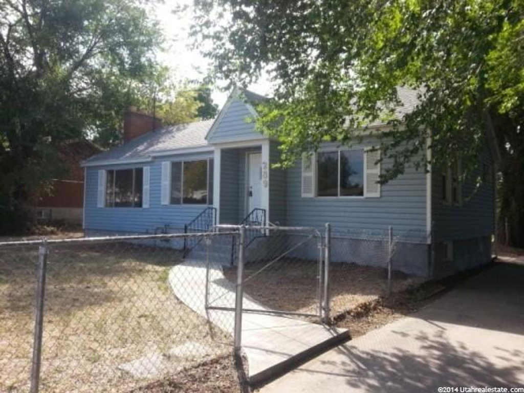 289 W 2300 N, Sunset, UT 84015