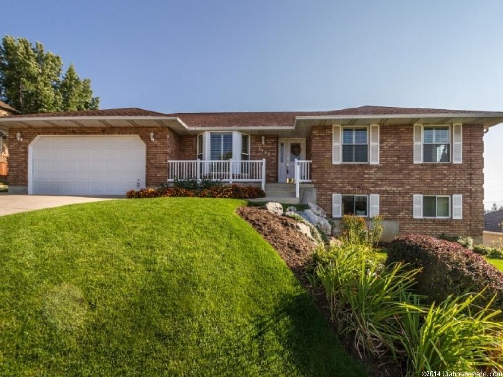 1562 E Lakeview Dr S, Bountiful, UT 84010