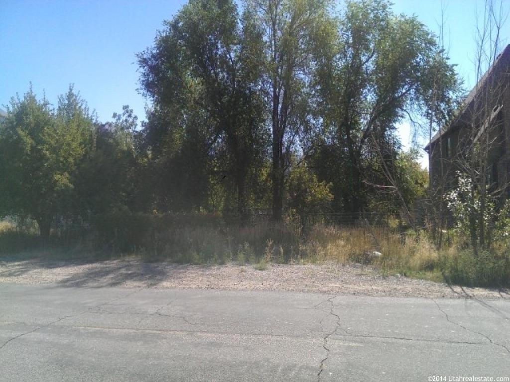 952 N Rainbow Dr E #155, Layton, UT 84041