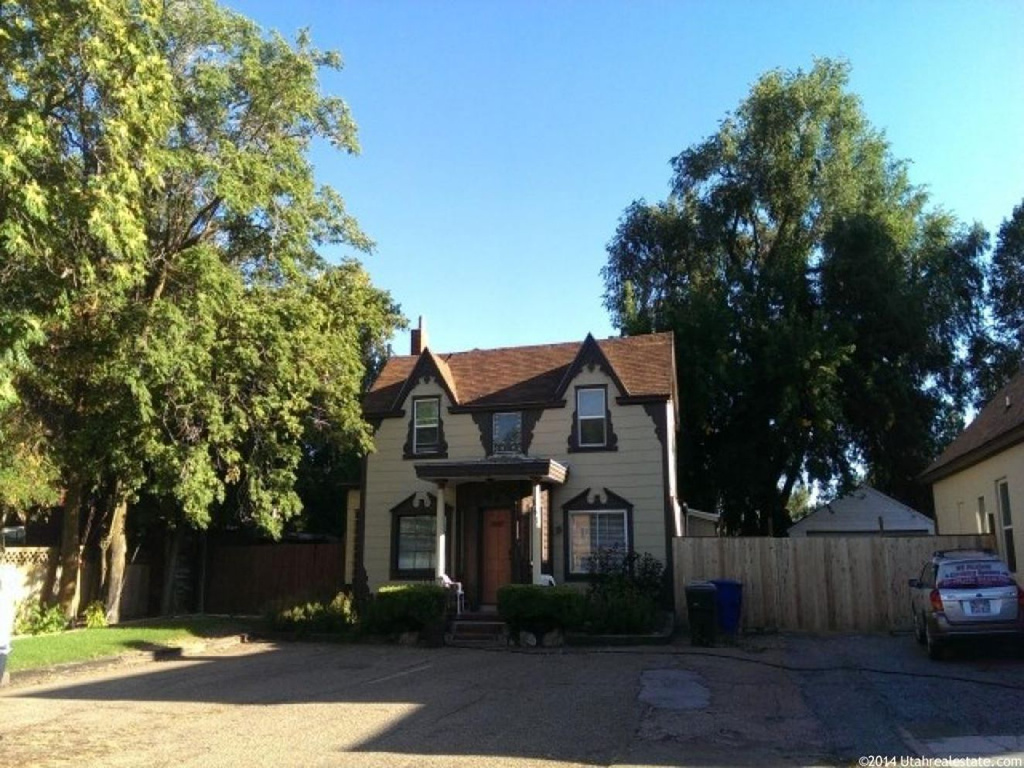 667 E 26th S, Ogden, UT 84401