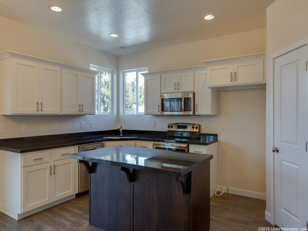 7702 S 300 E, Midvale, UT 84047